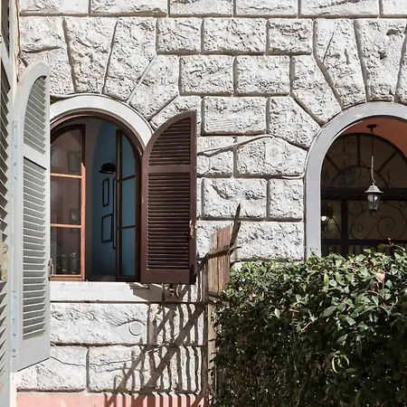A World Aparts - 40 Sforza Rome Exterior photo